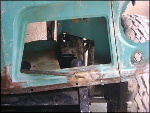Camionete F-75  1964-caixadedirecaofrente2.jpg