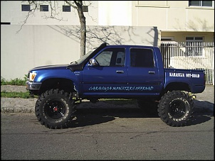 HILUX BOMBER by CARASUJA MONSTERS-s2020001.jpg