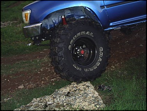 HILUX BOMBER by CARASUJA MONSTERS-s2020022.jpg