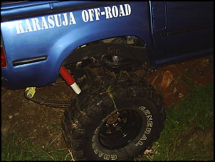 HILUX BOMBER by CARASUJA MONSTERS-s2020026.jpg