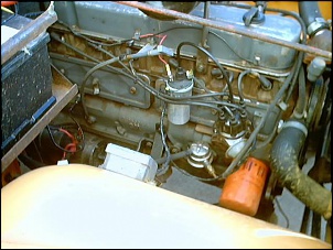 -jeep_cofre_motor_2.jpg