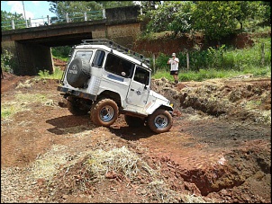 &quot; O COISA &quot; Cj 5 4.9i 5Marchas Tcase Toy Band chassis Alongado em Obras-curva-em-degrau.jpg
