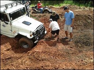 &quot; O COISA &quot; Cj 5 4.9i 5Marchas Tcase Toy Band chassis Alongado em Obras-frente-toy.jpg
