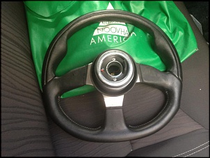 Ford F 75-Mitsubishi Triton Automatica mecanica completa a caminho!-volante.jpg