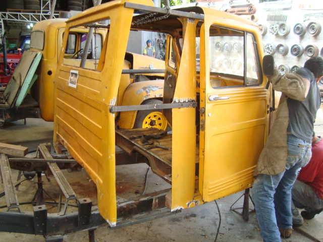 Ford F75 4.9i CE - Jaby - Reforma em andamento...-dsc04768.jpg