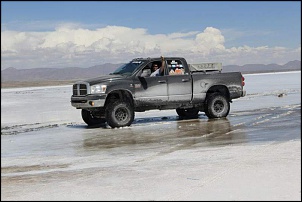 Dodge Ram 2500 - BullyDog 465cv, lift 6'', pneus 37'', etc.-407792_384475754979374_1290428836_n.jpg