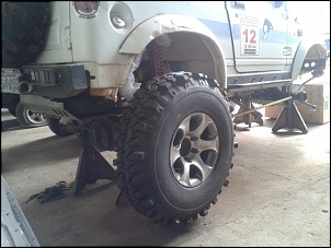 Samurai Speedporco - Suspensao FASE II - 4link + eixos de Hilux-20130518_105017.jpg