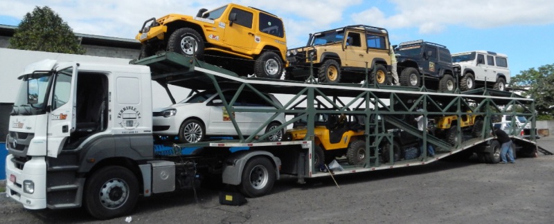 Troller 4x4Brasil - Carro Oficial-cegonha-fenajeep.jpg