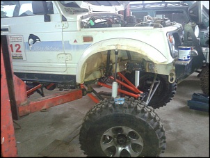 Samurai Speedporco - Suspensao FASE II - 4link + eixos de Hilux-20131107_073308.jpg