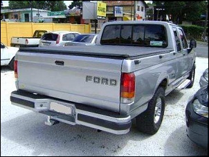 F1000 4x4 - Milona-ford-f-1000-xlt-1998-tras.jpg