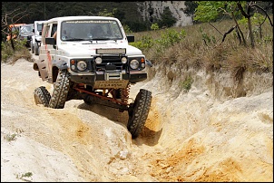 Samurai Speedporco - Suspensao FASE II - 4link + eixos de Hilux-flex-morro-skol1jpg.jpg