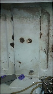 Virada da loba-lanternagem-detalhe-ferrugem-abaixo-selo-caixa-roda.jpg