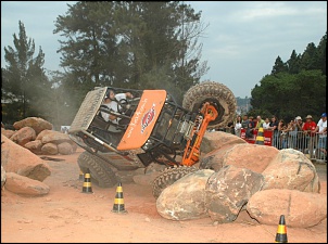 KALANGO 4x4-EVO II-pedras-3.jpg