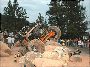 KALANGO 4x4-EVO II-pedras-7.jpg