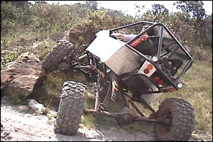 KALANGO 4x4-EVO II-na_pedra_5.jpg
