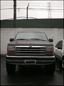 Belina -- Ford Explorer XLT 1994 Auto 33&quot;-frente.jpg