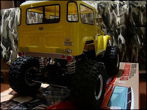 Radio Controle Tamiya Toyota Land Cruiser-dddd.jpg
