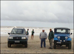 QUAL A IDADE DE VOCES E QUE CARRO POSSUEM !?[off topic]-grand-vitara-e-willys.jpg