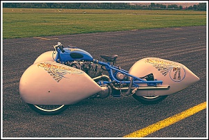 &quot;coisas estranhas&quot;-11_01_2011_kustom_bonnie_spirit_01.jpg