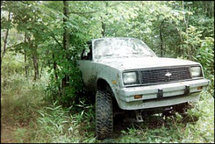 &quot;coisas estranhas&quot;-rr_4x4chevette1.jpg