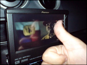 -assistindo-mais-36mafia-cortesia-dedo-cabeludo.jpg