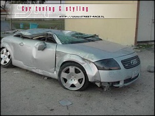 Quem bateu com meus carros?-audi_tt.jpg