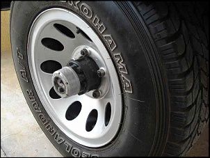 CJ5 1961 - Eixo Flutuante - Enfer-001-roda-dianteira.jpg