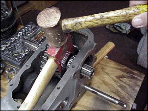 Desmontagem da T-CASE-hatchettool_371.jpg