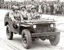 Jeeps na guerra-jeep_eb_213.jpg