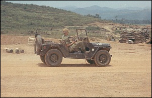 Jeeps na guerra-j12_135.jpg