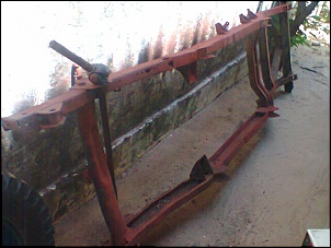 Reforma caseira do CJ-3A!!! Chassis danificado!-foto0136.jpg