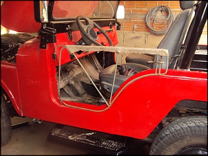 Projeto Trupy Zupy - CJ 5 1965-porta-1.jpg