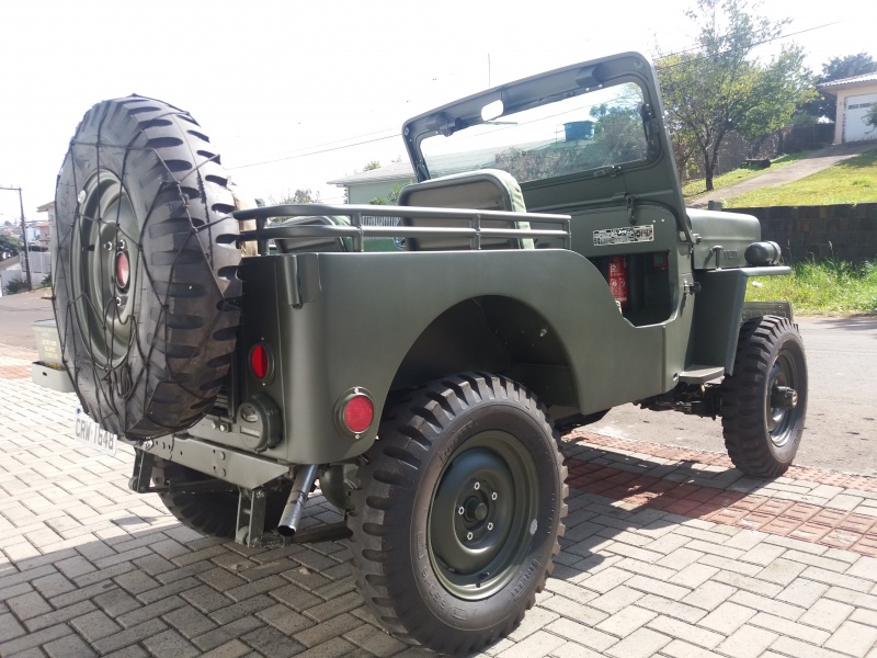 Jeep CJ-3B: os 70 anos do 'Cara de Cavalo