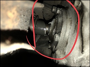 Caixa de Chevette no Jeep-0b689f7d-41ed-46c3-bf89-2828e1a52d7c.jpg