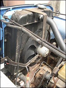 Alguem tem fotos de como ficou o suporte do motor AP no jeep?-radiador-menor.jpg