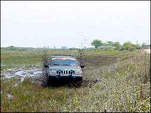 jeep cherokee sport-lama_1_pq_690.jpg