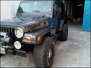 Wrangler 98 - Pneu 33 em rodas originais raspa?-009.jpg