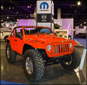-2009-jeep-lower-forty-front-angle-show-view-588x571.jpg