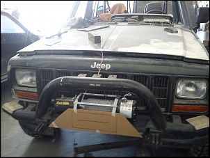 cherokee sport conversivel-parachoque-com-guincho-frene.jpg