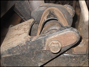Cherokee XJ 99: rejuvenescimento-suporte_motor_006.jpg