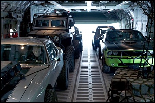 -parachuting-cars-furious-7-trailer-screen-shot.jpg