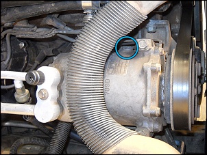 Cherokee XJ 99: rejuvenescimento-ar-cond_mangueira_010.jpg