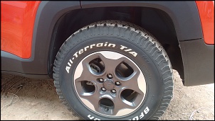 Jeep Renegade com Pneus BFGoodrich-renegade-pneus-.jpg