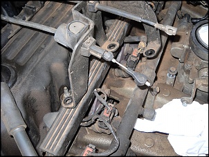 Cherokee XJ 99: rejuvenescimento-chicote_suporte_cabo_acelerador_01.jpg