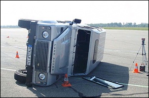 Land Rover. Lenda ou realidade? Alegria ou tristeza?-defender.jpg