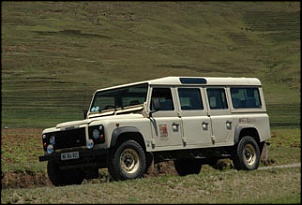 Land Rover Defender 130-lr-6door.jpg