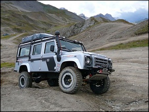 Capotei Meu Defender 110 - Sobrevivi-rollcage1.jpg