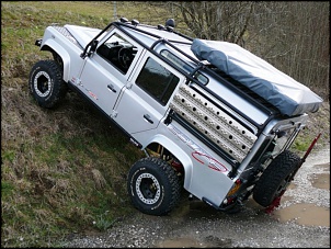 Capotei Meu Defender 110 - Sobrevivi-rollcage2.jpg