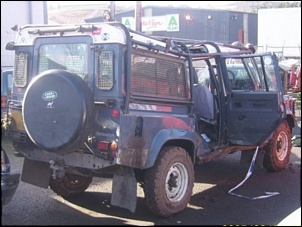 Capotei Meu Defender 110 - Sobrevivi-batida2.jpg