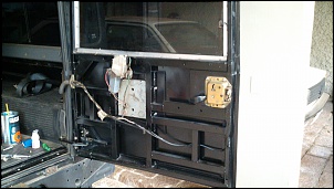 Porta traseira Defender 2001-2013-10-09_17-47-42_689.jpg